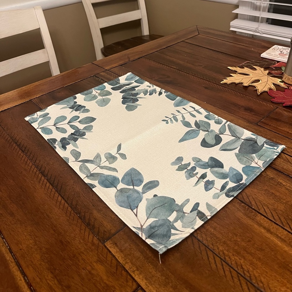 Leafy Blue and Cream Dining Placemat